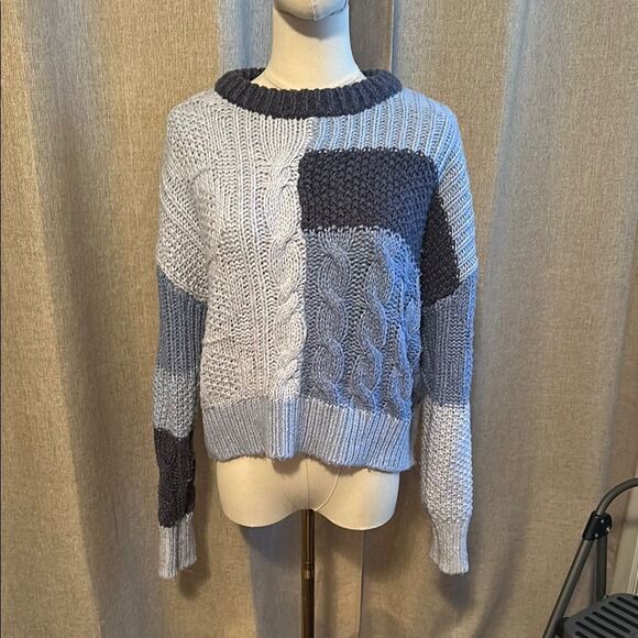Colorblock Cable Knit Sweater - Picture 1 of 4